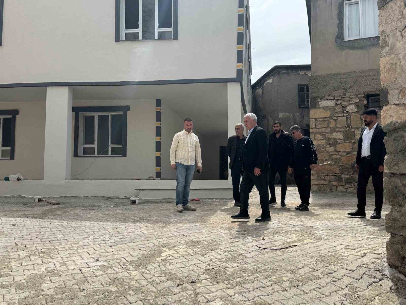 cermikte bozulan yollarin yapimina baslandi 0 HzSMGGiX