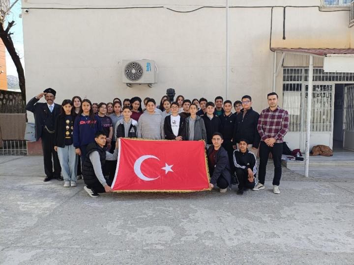 cermikte hayatini kaybeden ogretmen ve ogrenciler anildi 1 XnmWklTt