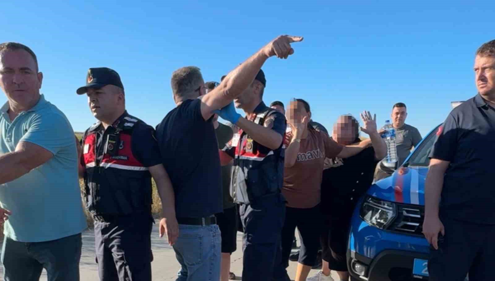 cesedin basinda gelin kayinvalide kavgasi kameraya yansidi 0