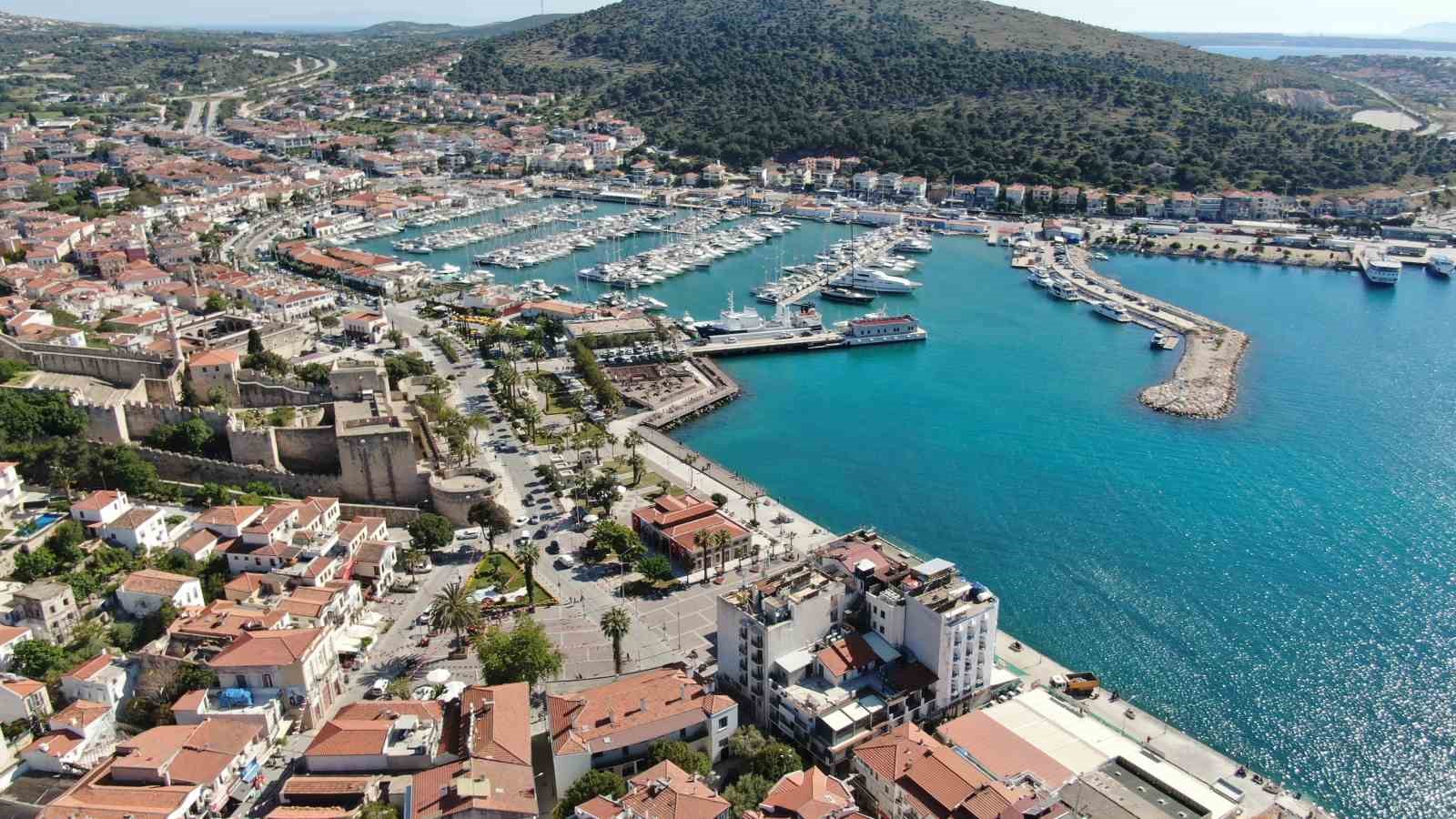 cesme bayrama hazir hedef yuzde 100 doluluk 0 5MQeYdir