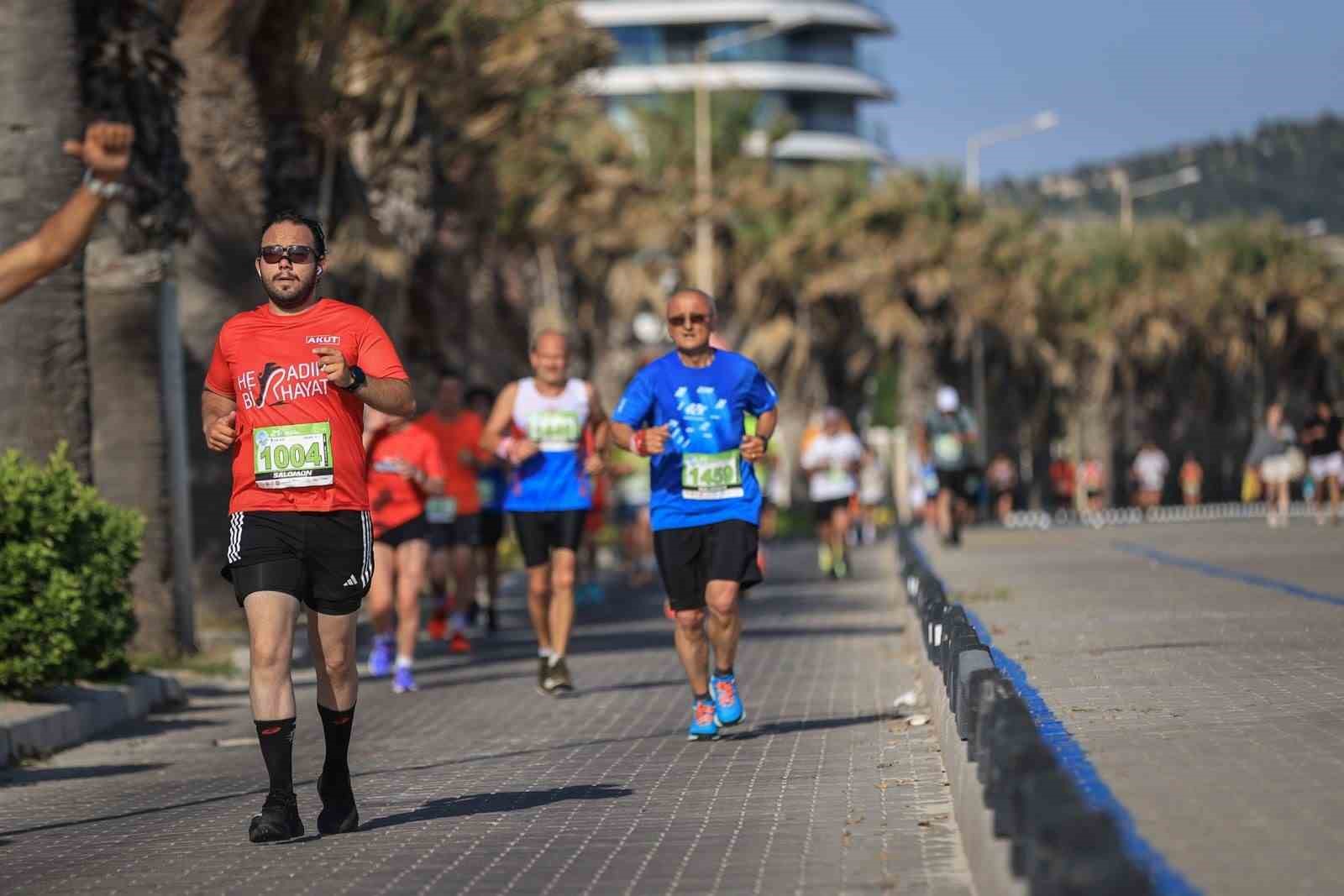 cesme yari maratonu egenin ritmini kosuya tasiyacak 1 Pj7MFD2c