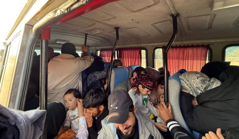 cesmede-40-duzensiz-gocmen-yakalandi-bGhqpk4b.jpg