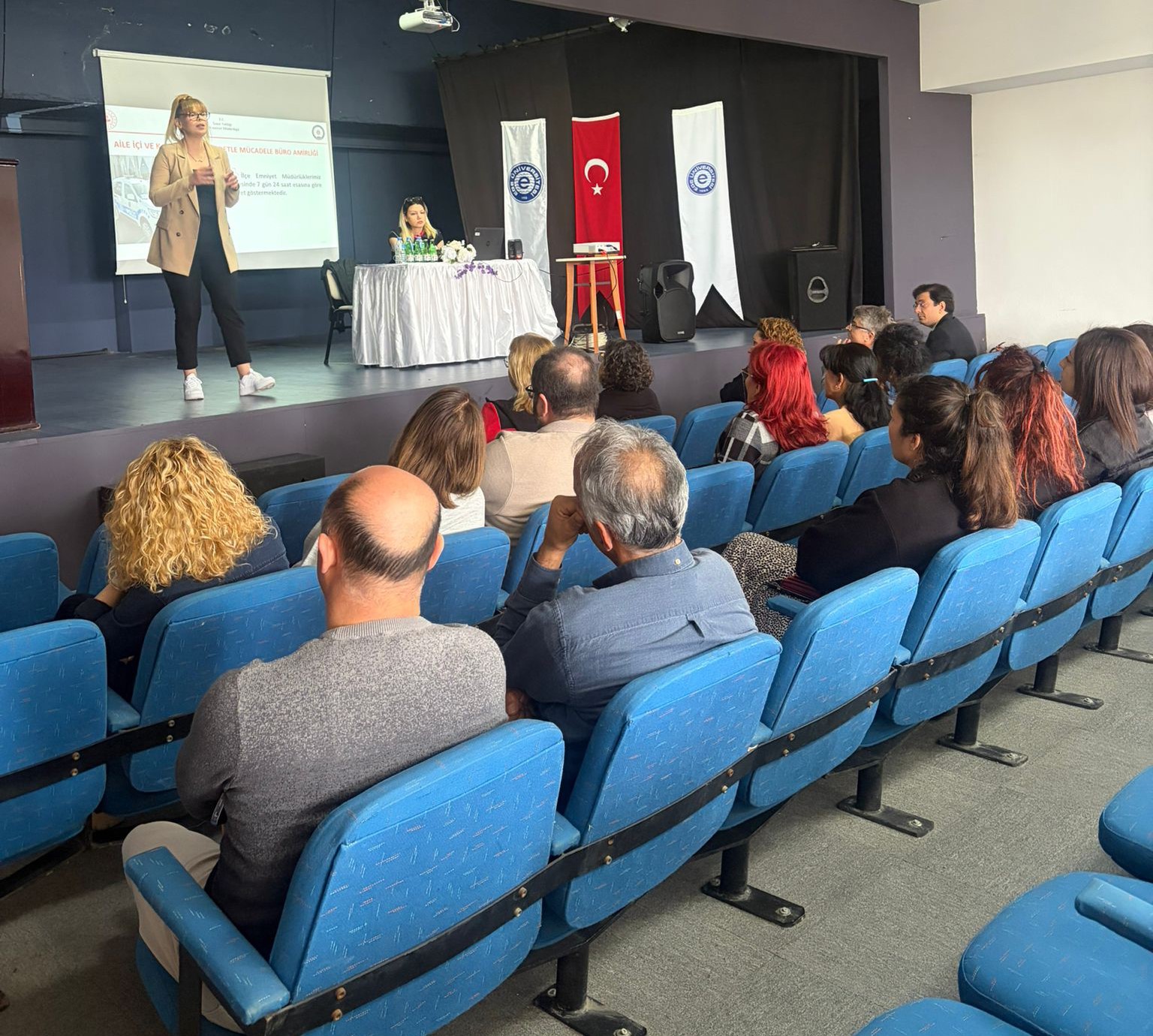 cesmede universite ogrencileri ve personeline kades ile narkotik egitimi verildi 1 twMmCNA4