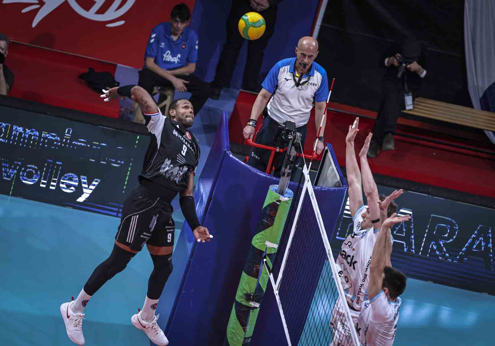 cev sampiyonlar ligi halkbank 2 knack roeselare 3 1 fJ6dJUBm
