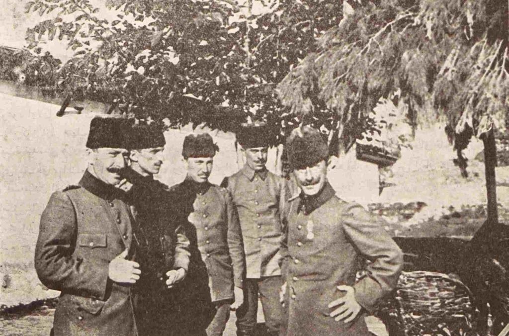 cevat pasa o tepede 111 yil once canakkale zaferini izledi 0 ws12bhDa