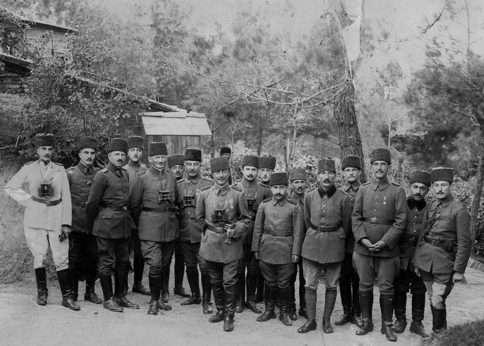 cevat pasa o tepede 111 yil once canakkale zaferini izledi 2 tlnICjIS