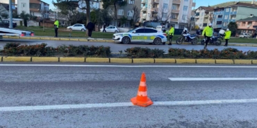 cevirmeden-kacan-motosikletli-trafik-polisine-carpti-hEIjrFll.jpg