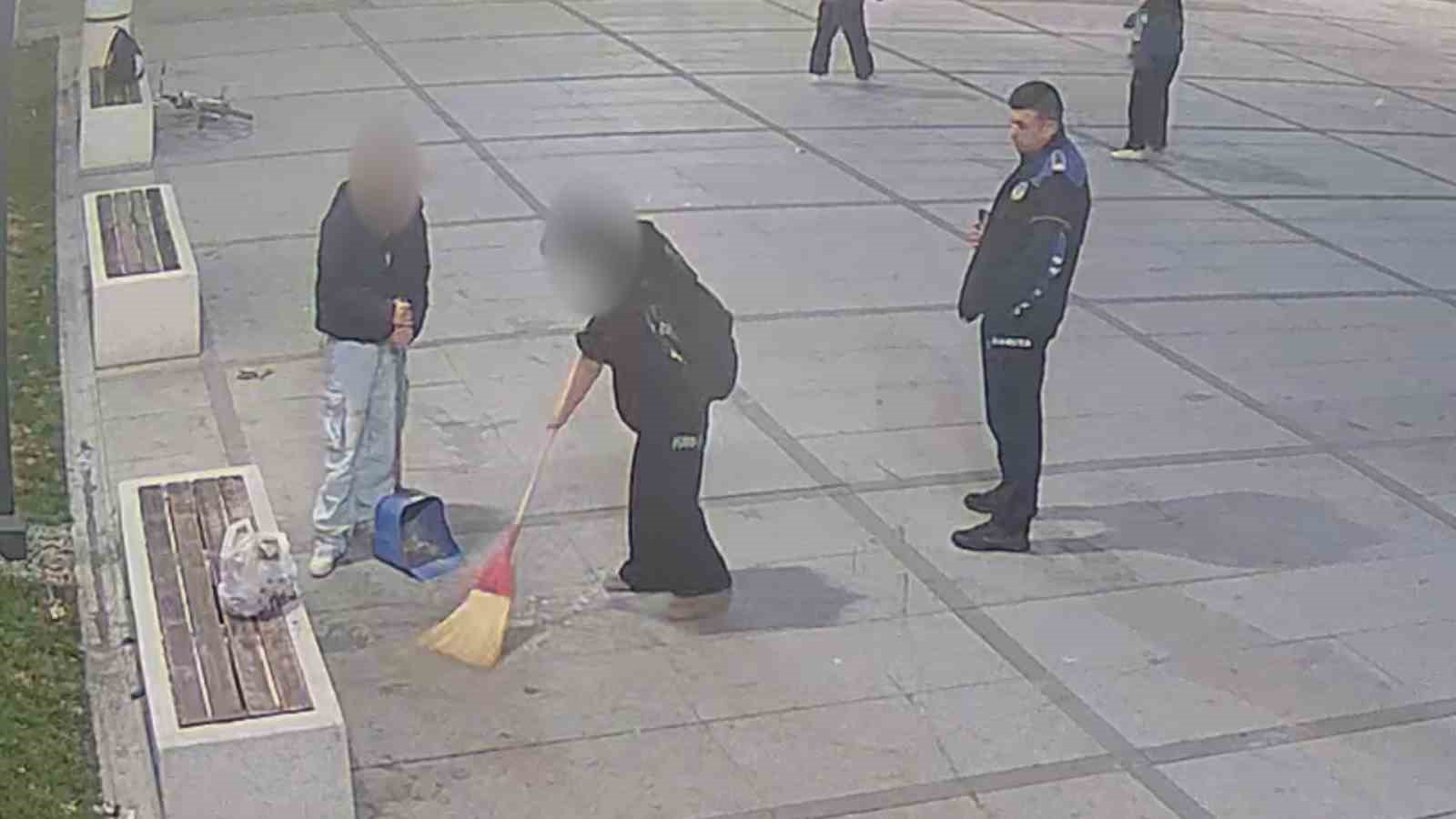 cevreyi kirletenler supurmeden kalkamadi 2 AE5DHeSk