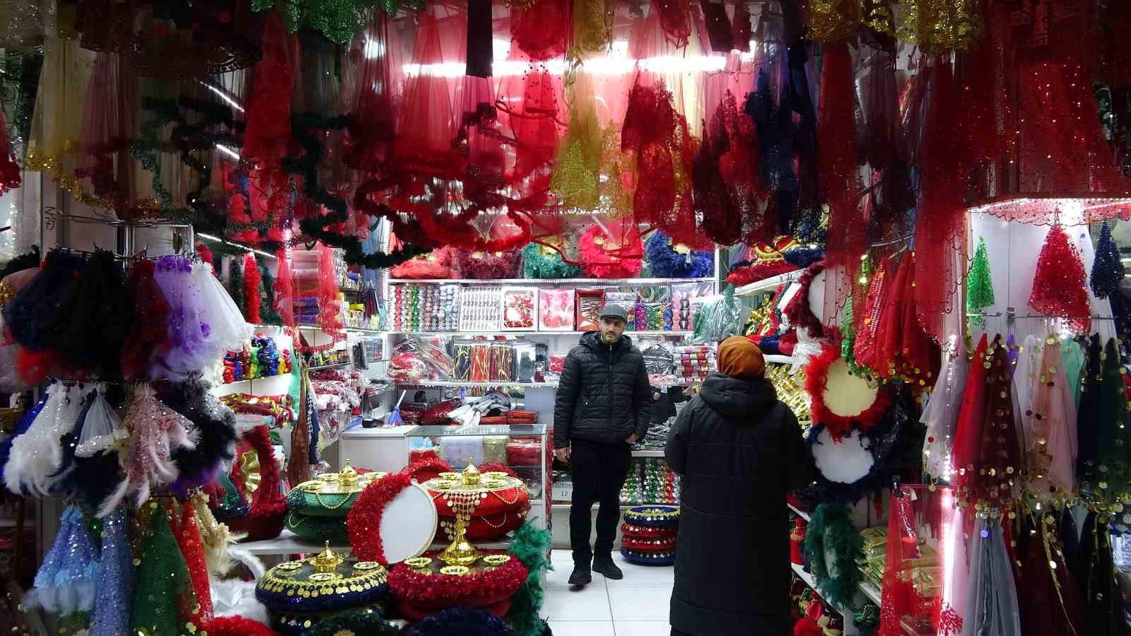 ceyiz duzen kizlarin yolu bu carsidan geciyor 1 U5rEpmZw