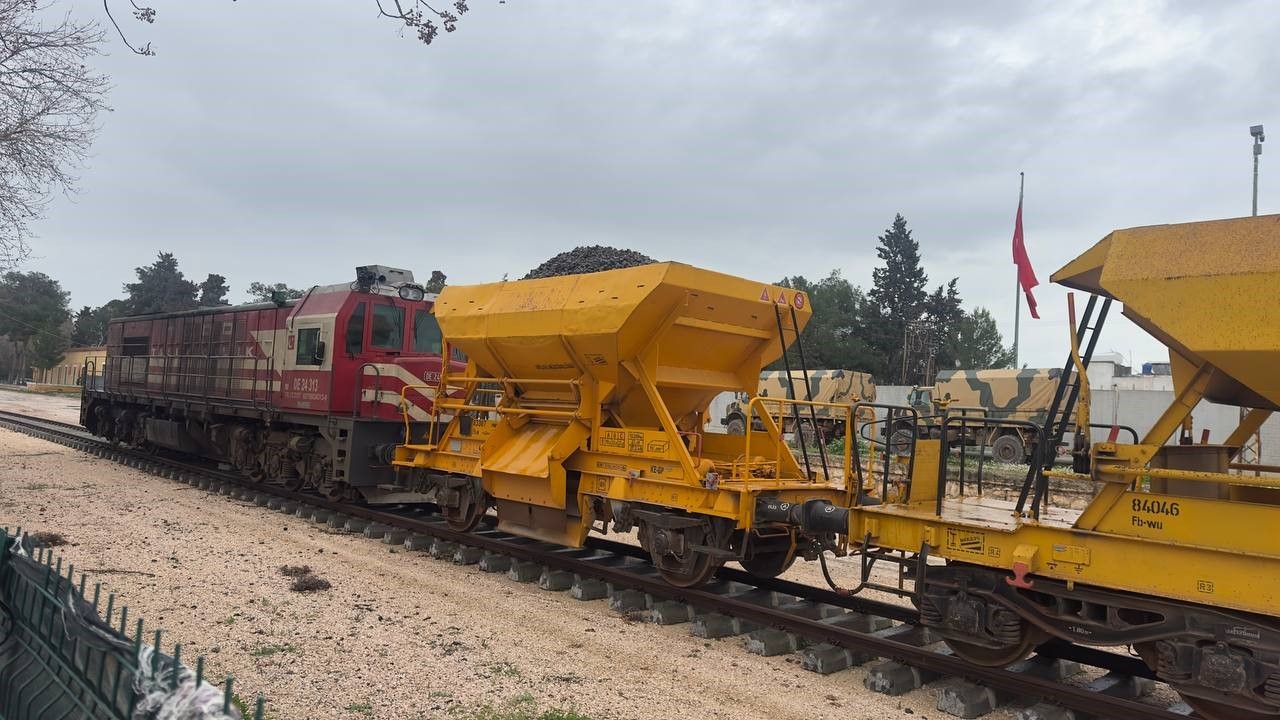 ceylanpinara 15 yil aradan sonra tren geldi 1 N2XzXV6G