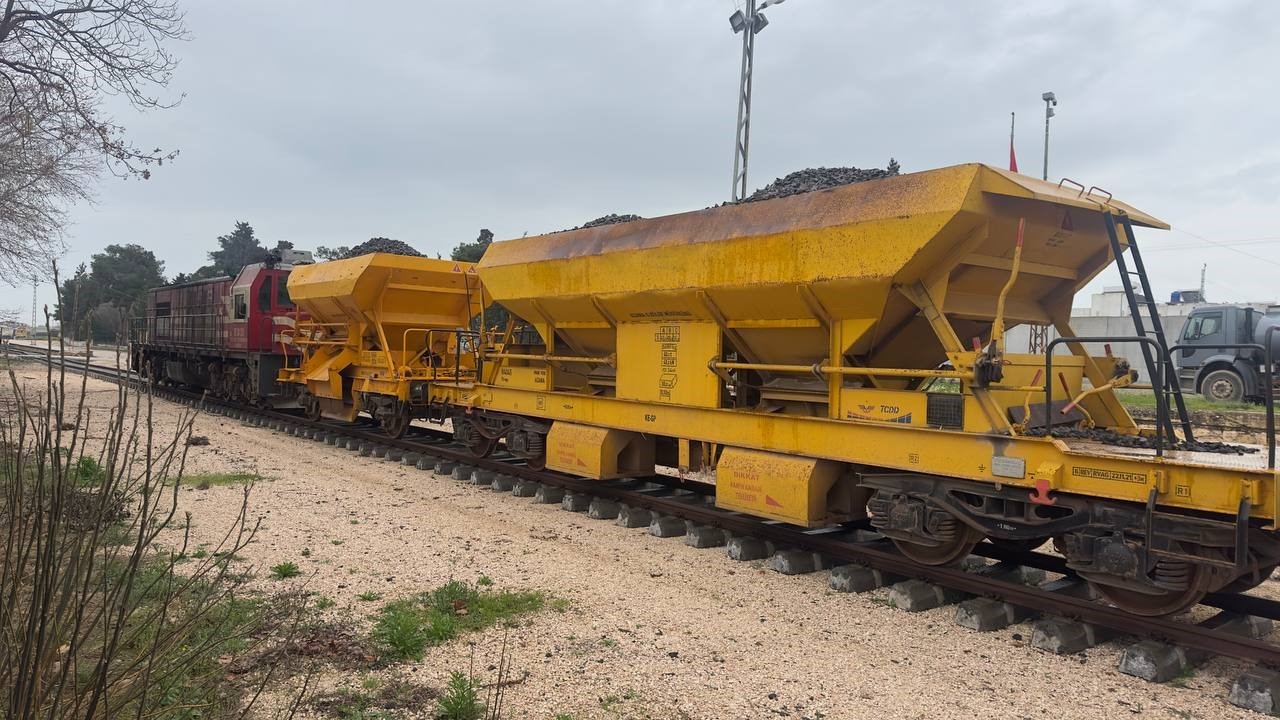 ceylanpinara 15 yil aradan sonra tren geldi 2 H9LyAi4e