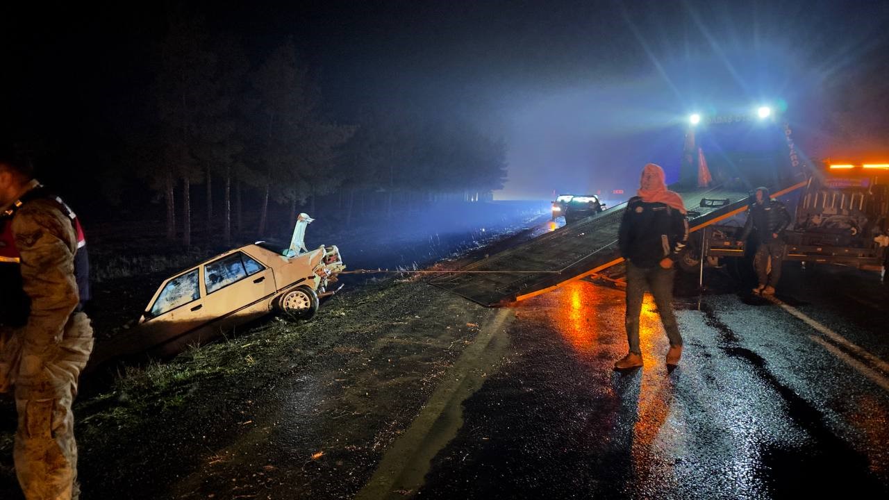 Ceylanpınar’da otomobiller çarpıştı: 2 yaralı 4 ceylanpinarda otomobiller carpisti 2 yarali 0 XRTQQaSf