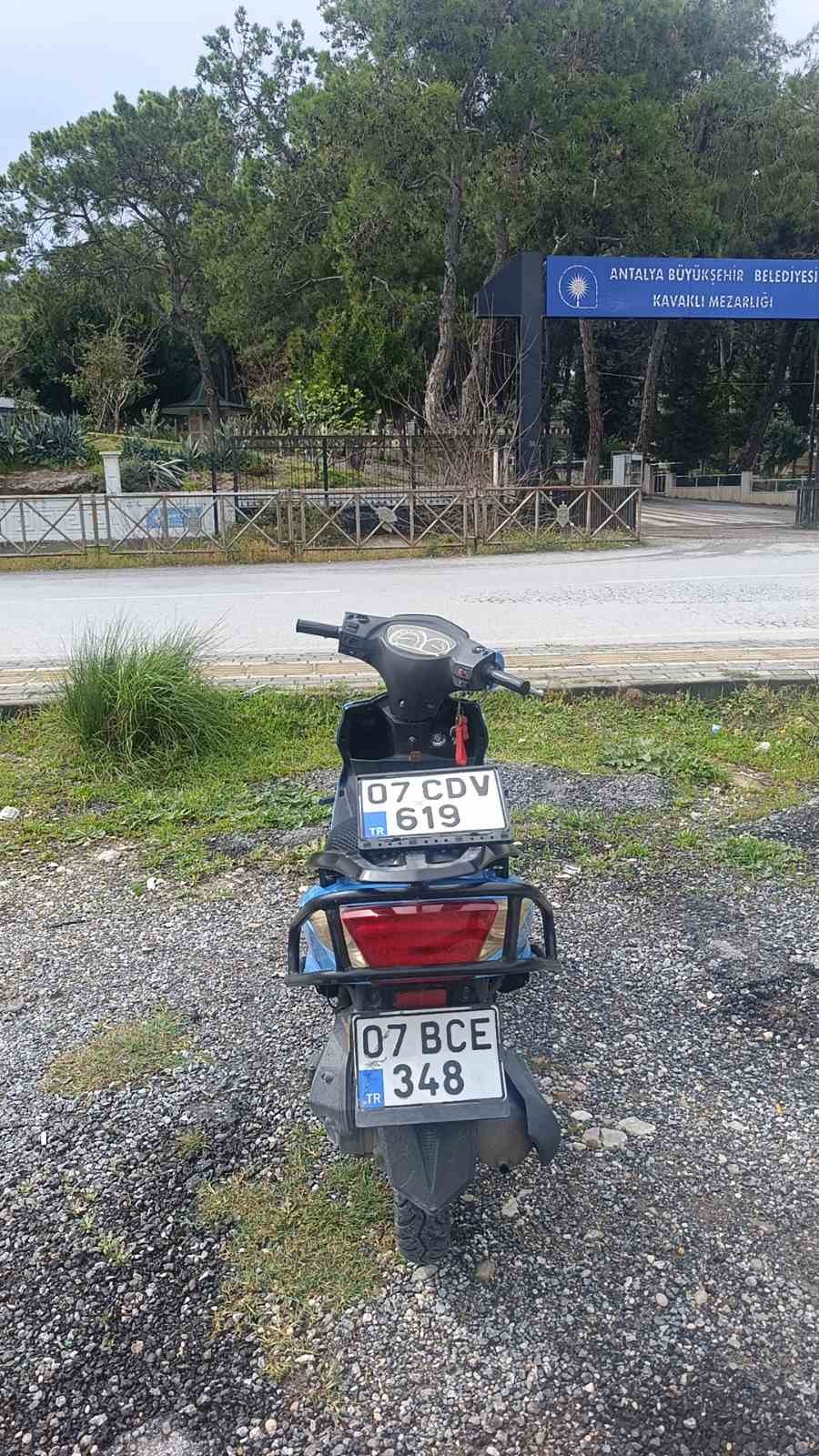 Ceza yememek için plakayı kapattı: 223 bin 719 TL ceza yedi 7 ceza yememek icin plakayi kapatti 223 bin 719 tl ceza yedi 3 2YGS9Zp9