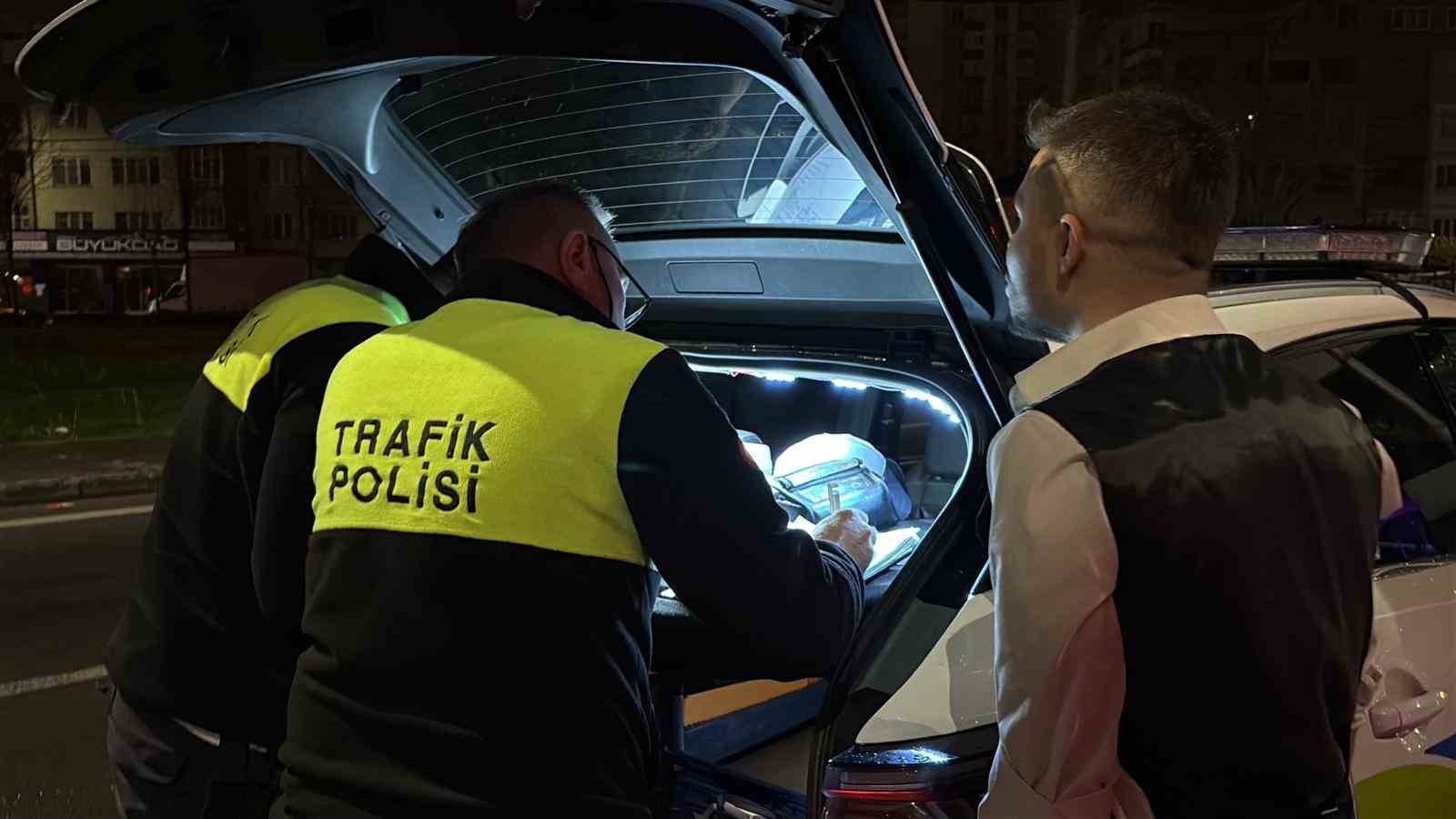 ceza yiyen alkollu surucu ekiplere once tesekkur etti sonra zorluk cikardi 2 bY5X1c4l