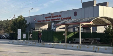 cezaevinde-babasinin-hastanelik-ettigi-4-yasindaki-kizdan-sevindirici-haber-NnFcCvVK.jpg