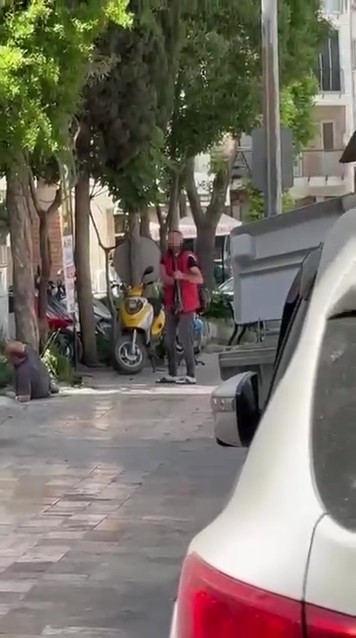 cezaevinden cikip husumetlisini yaraladi polis gelene kadar basinda bekledi 0 Z1IIsCce