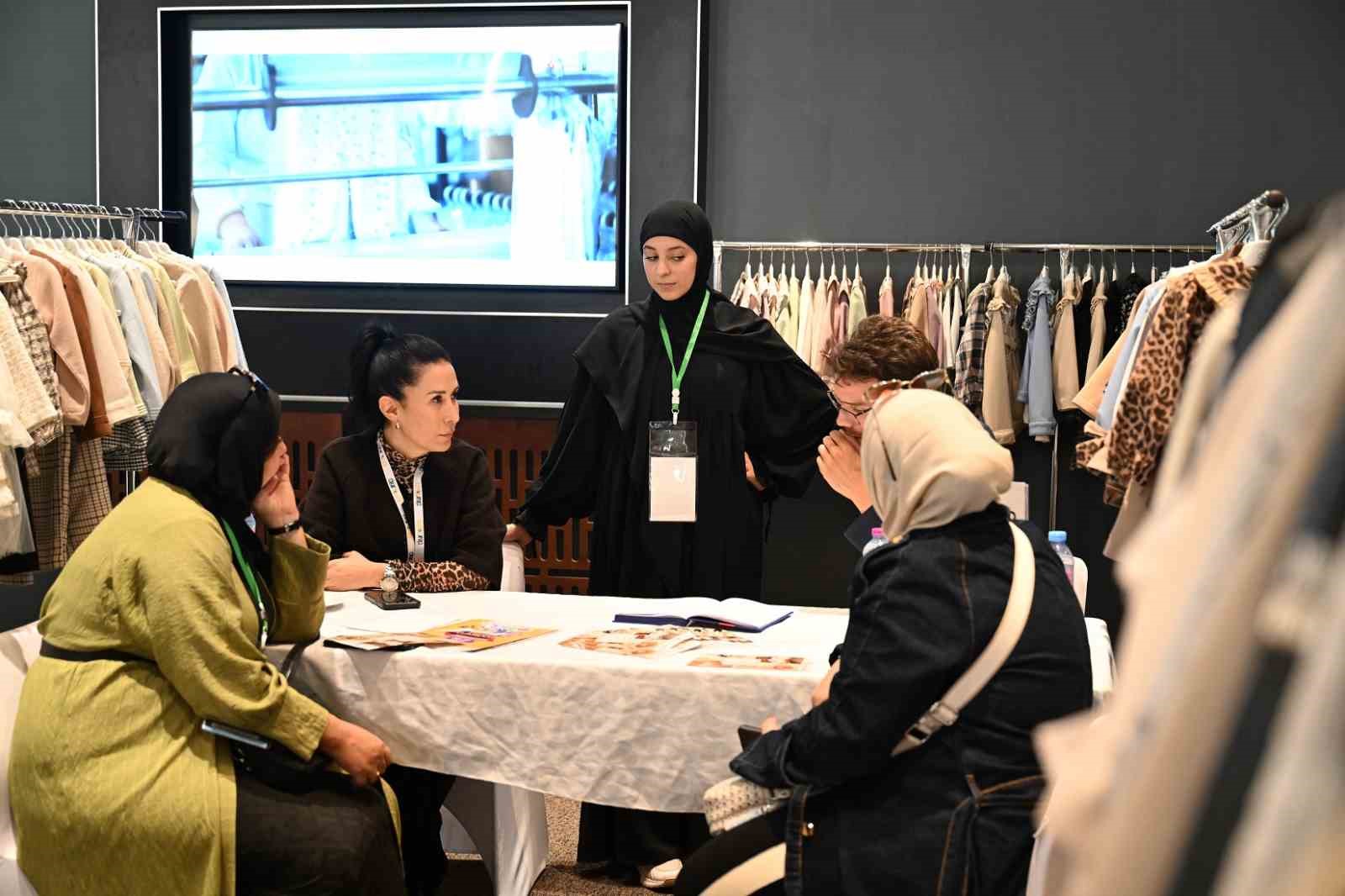 cezayirde bursa ruzgari esiyor 1 VkKAqK6V