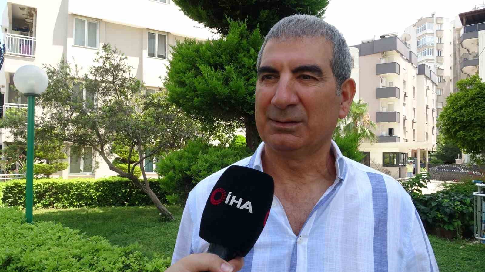 CHP eski Antalya Milletvekili Yıldıray Sapan: "Ortada bir mahkeme kararı var. Resmi Genel Başkan Kemal Kılıçdaroğlu’dur" 4 chp eski antalya milletvekili yildiray sapan ortada bir mahkeme karari var resmi genel baskan mRapcnMl