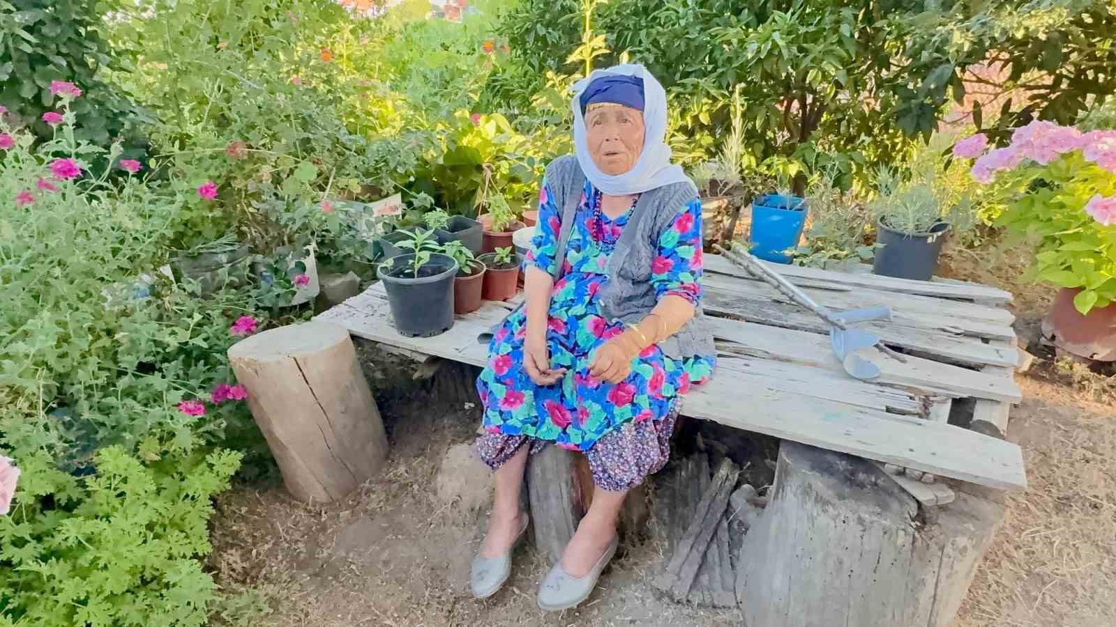 chp eski milletvekili ile kiz kardesi arasinda anne tartismasi jandarmaya tasindi 1 dtfCSXPi