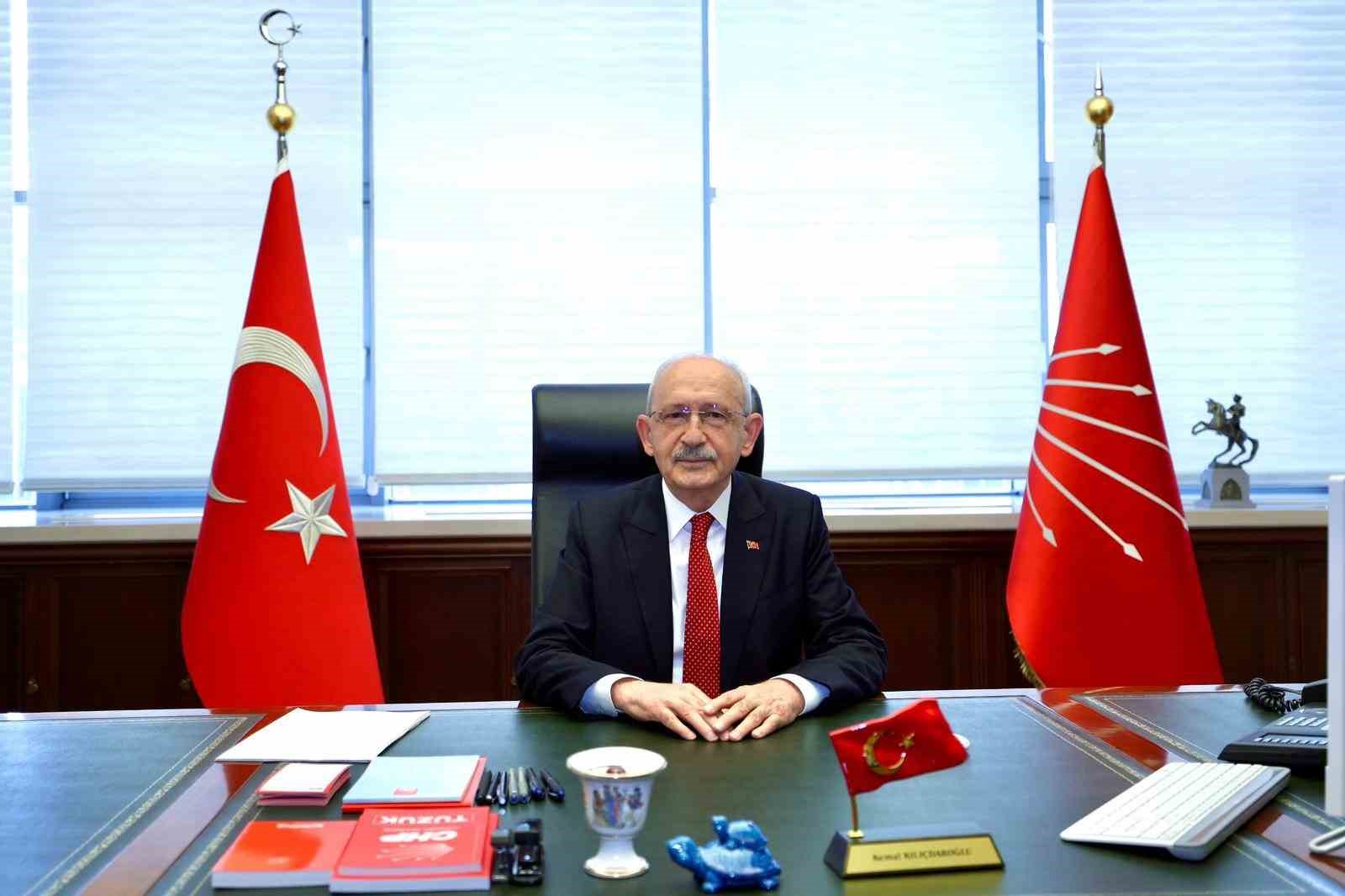 chp genel baskani kemal kilicdaroglu genel baskanlik makaminda calismalara basladi 0 l7qDXVzK