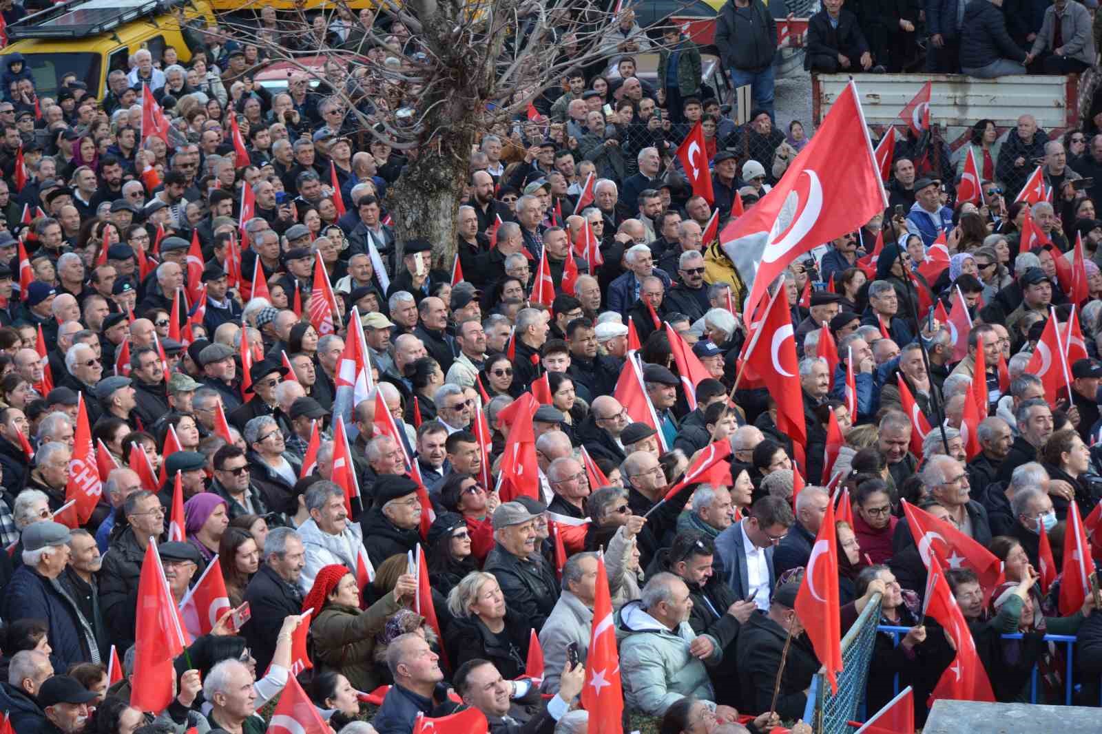chp genel baskani ozel 47 yil ikinci parti kalan ama millete saygisini kaybetmeyen siyasetin MYW1h1Tw