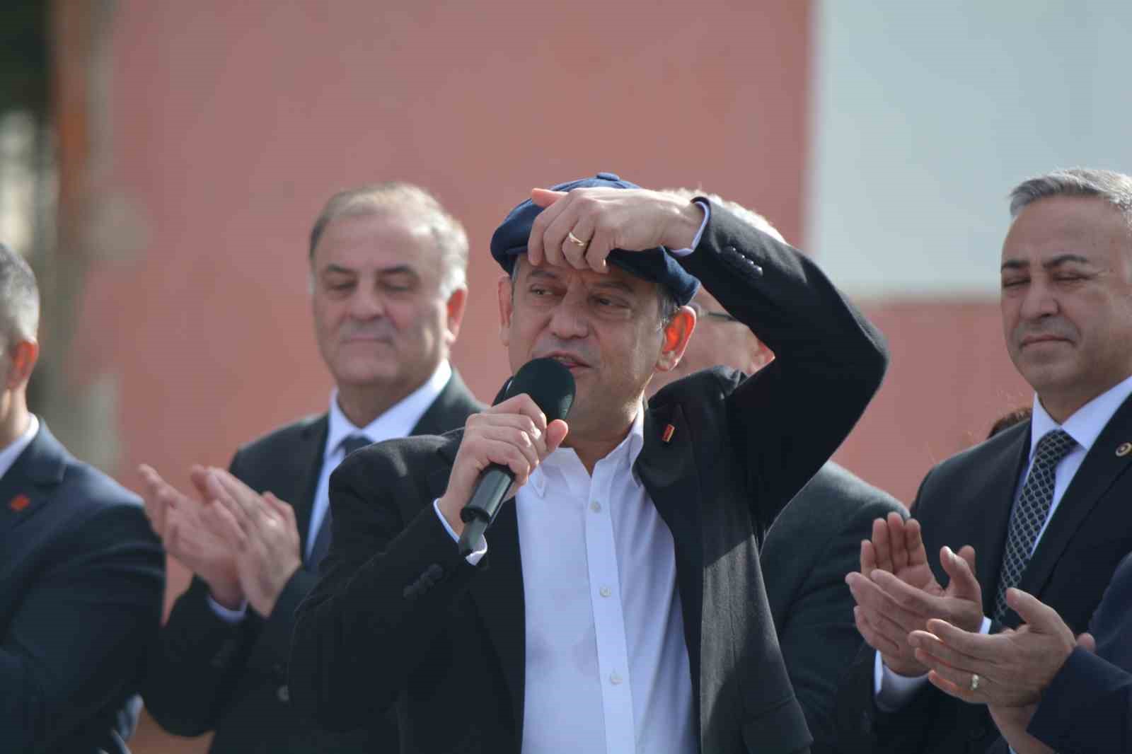 chp genel baskani ozel 47 yil ikinci parti kalan ama millete saygisini kaybetmeyen siyasetin
