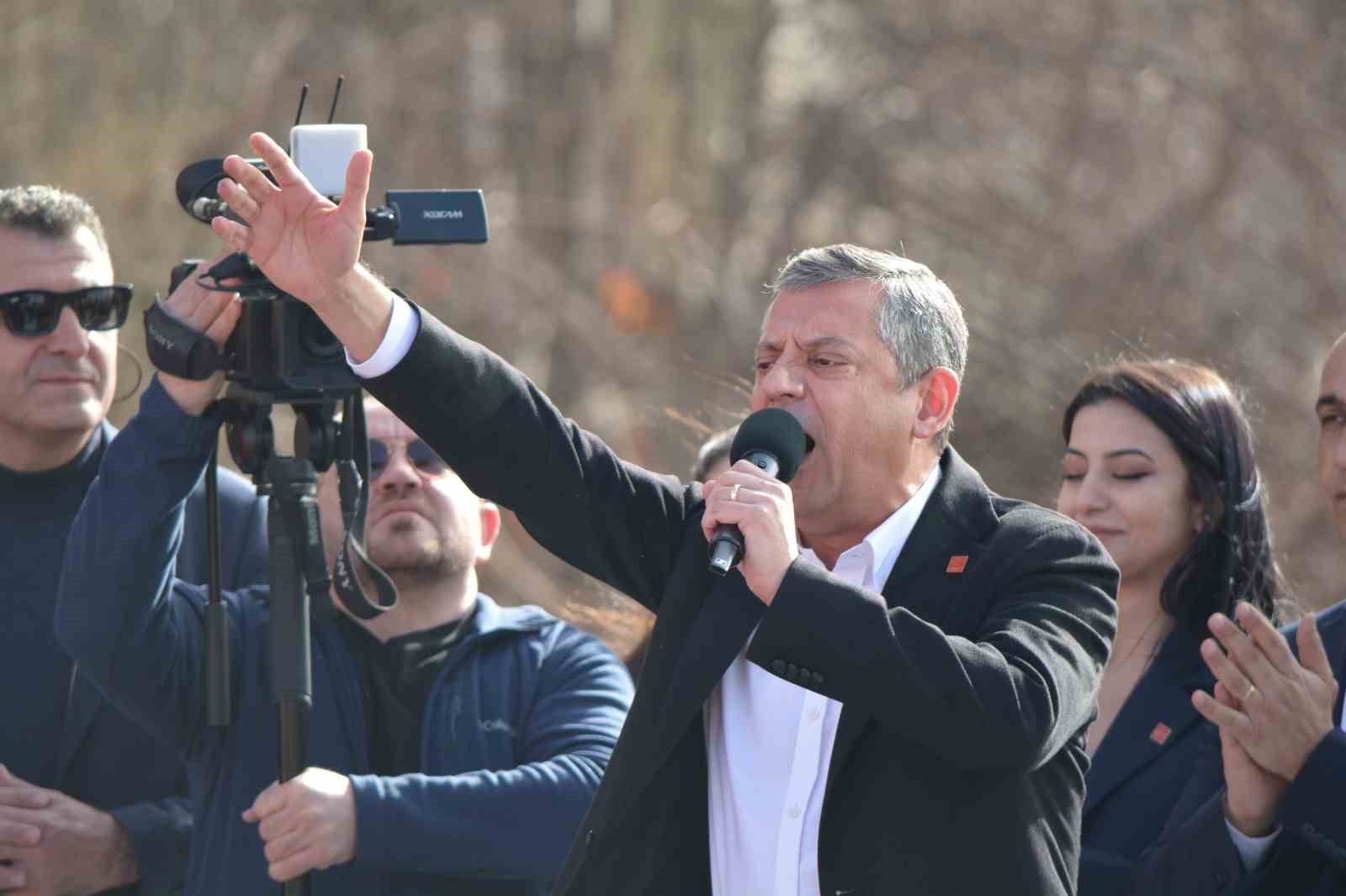 chp genel baskani ozel 47 yil ikinci parti kalan ama millete saygisini kaybetmeyen siyasetin wNHhCErD
