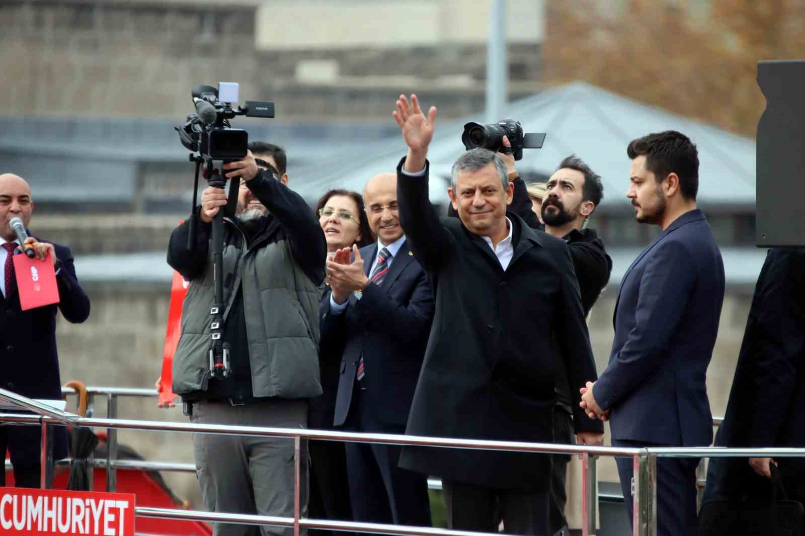 chp genel baskani ozel asgari ucret veren icin 29 alan icin 39 bin lira vNziGzul