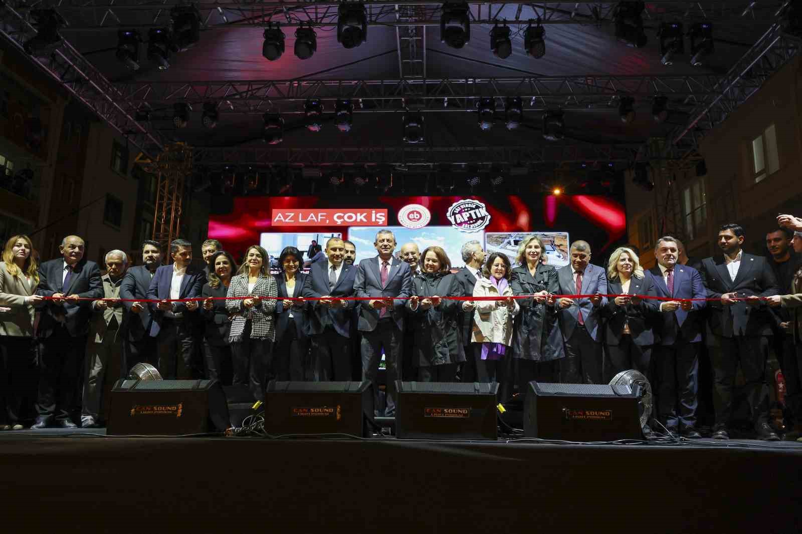 CHP Genel Başkanı Özel: "CHP bu ülkenin varlığının, birliğinin, bütünlüğünün teminatıdır" 7 chp genel baskani ozel chp bu ulkenin varliginin birliginin butunlugunun teminatidir 3