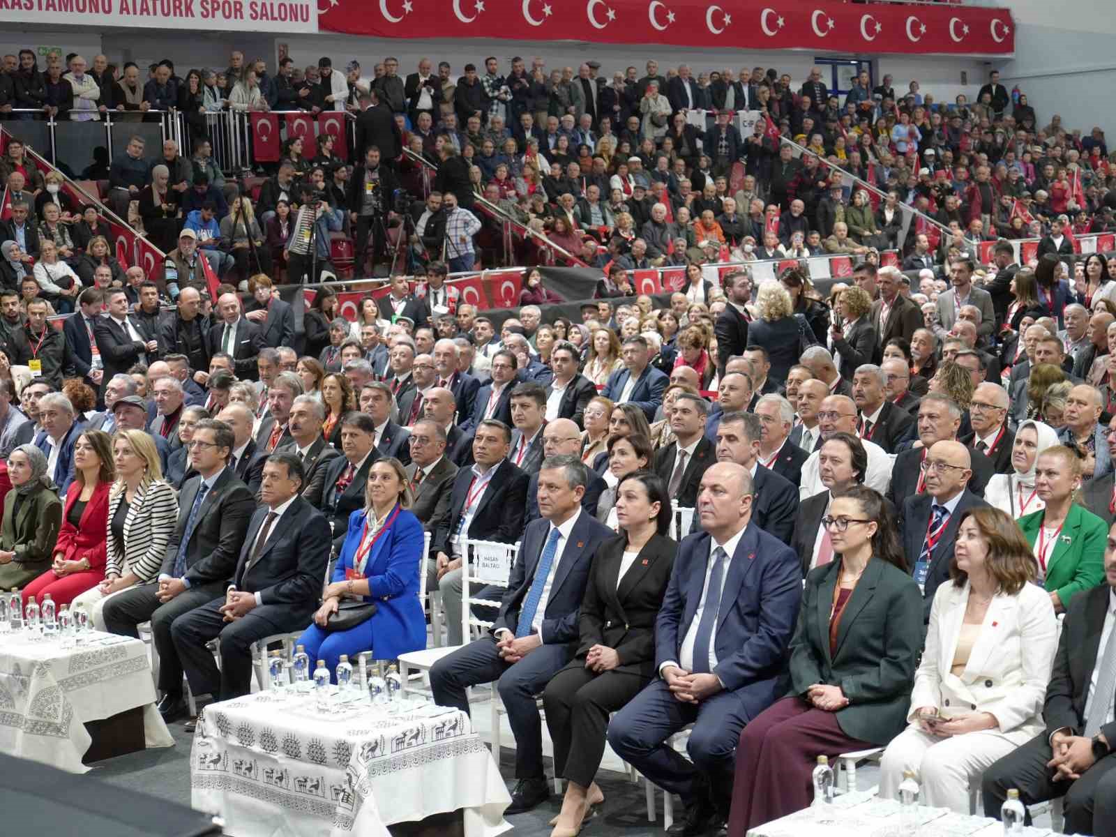 chp genel baskani ozel chp kastamonu il baskanligi 39 il kongresine katildi 2 MpwNPQjI