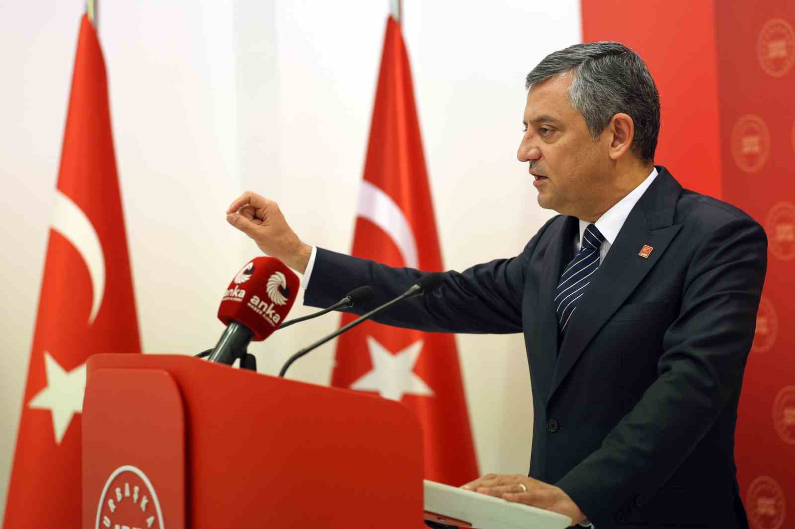 CHP Genel Başkanı Özel: "Cumhurbaşkanlığı Aday Ofisimizin temel gündemi, ekonomik ve sosyal krizdir" 8 chp genel baskani ozel cumhurbaskanligi aday ofisimizin temel gundemi ekonomik ve sosyal krizdir 4 QbcuaAUR