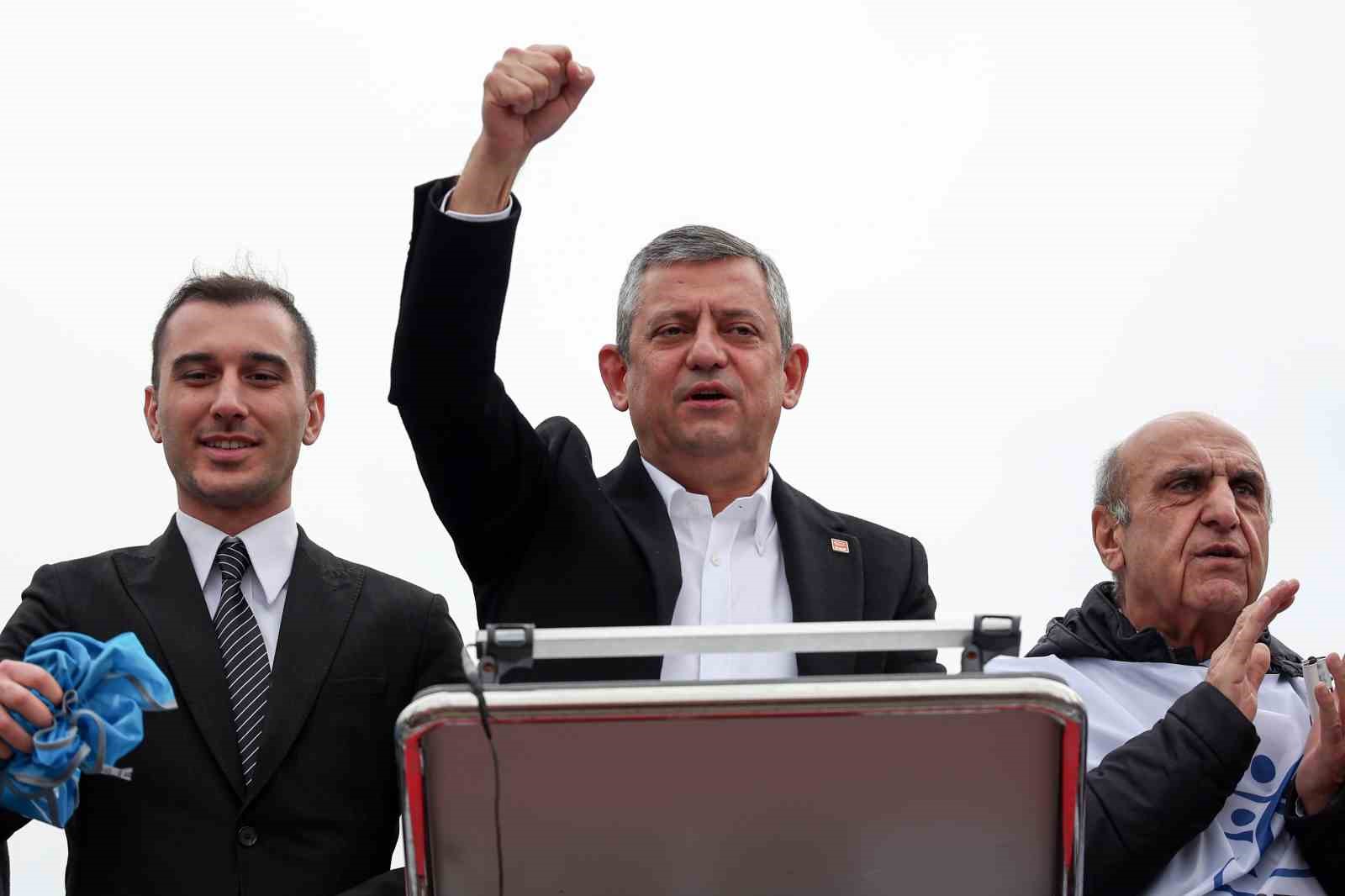 CHP Genel Başkanı Özel: "İlk seçim sandığında hepimizin ortak geleceğini kurtarmak için iktidarı birlikte kurmalıyız" 6 chp genel baskani ozel ilk secim sandiginda hepimizin ortak gelecegini kurtarmak icin iktidari birlikte waWpUNG5