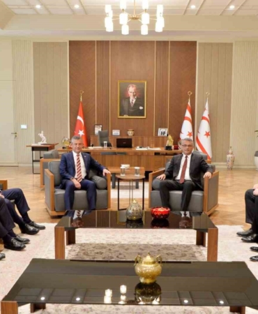 chp-genel-baskani-ozel-kktc-cumhurbaskani-erhurmani-ziyaret-etti-2xA5DxYL.jpg
