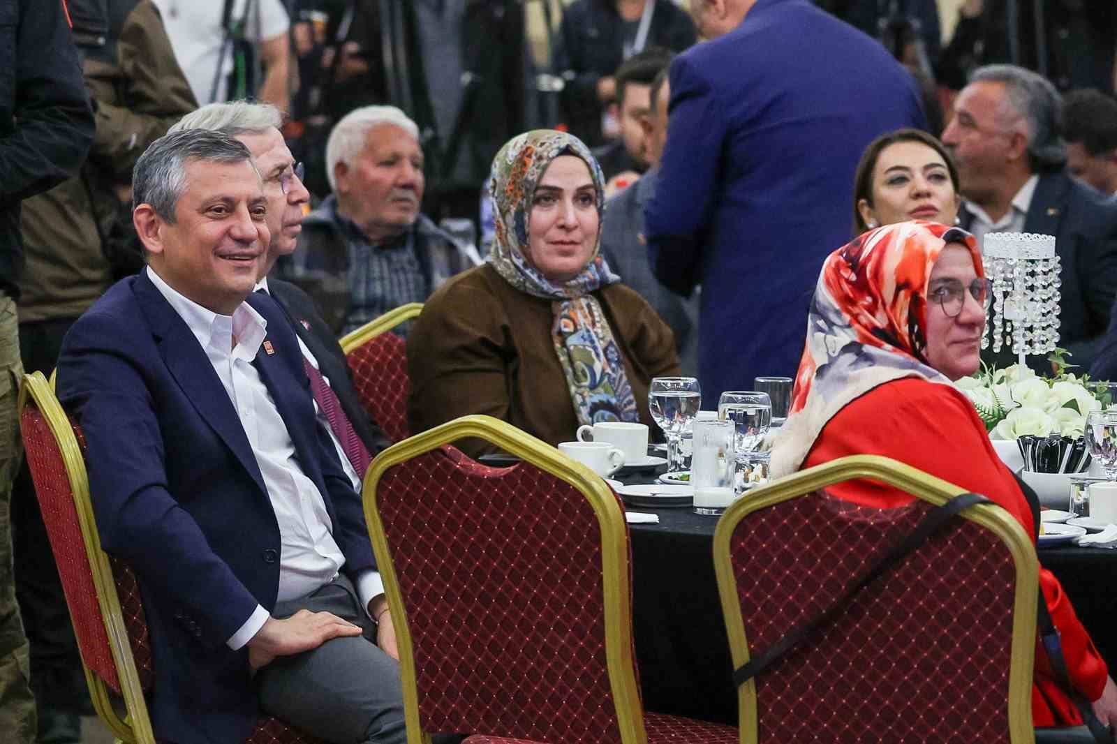chp genel baskani ozel maalesef 160 kiz cocugu daha ilk gunden oldu 1 BEY1vVnJ