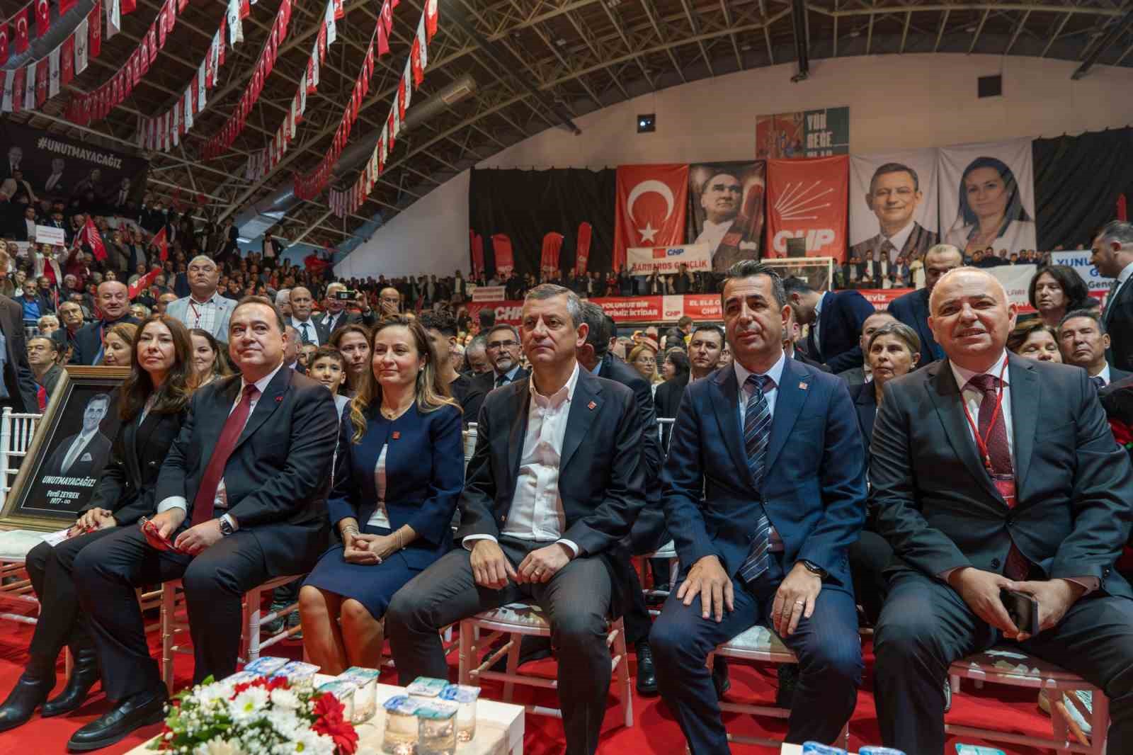 chp genel baskani ozel memleketi manisada konustu 4 q8rj25Vj