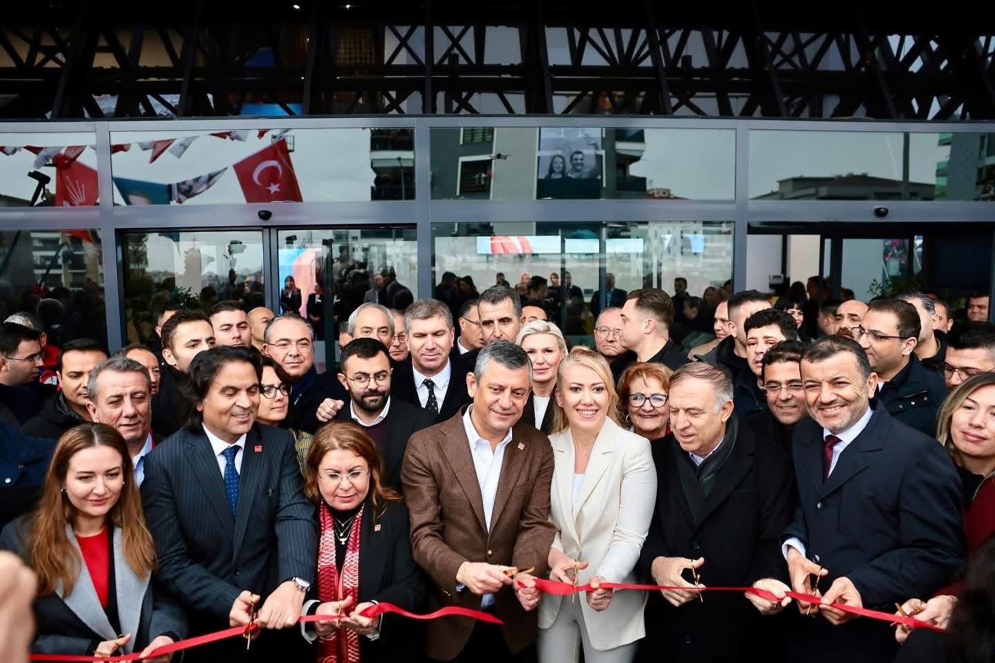 chp genel baskani ozel secim sath i mailindeyiz kapi kapi gezmeye var misiniz 3 86Hah5Ku