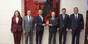 chp-genel-baskani-ozel-sehit-ve-gazi-dernek-temsilcileriyle-bir-araya-geldi-AftFWQe5.jpg