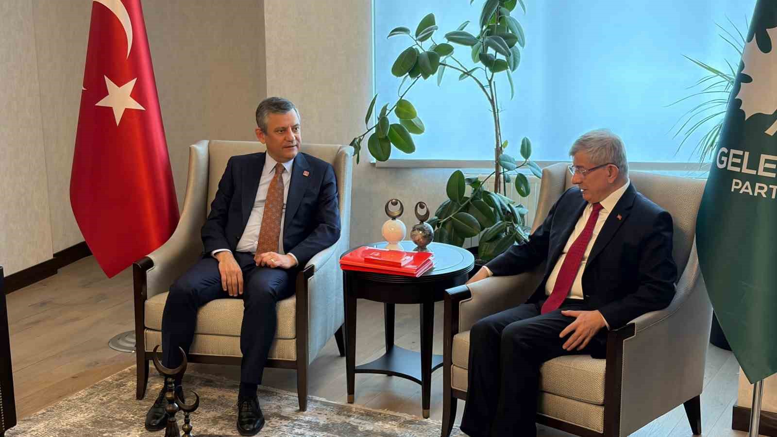chp genel baskani ozel turkiyede davutoglunun basbakanligi doneminde cok kritik bir surec yasandi 1 CLdtuiKv
