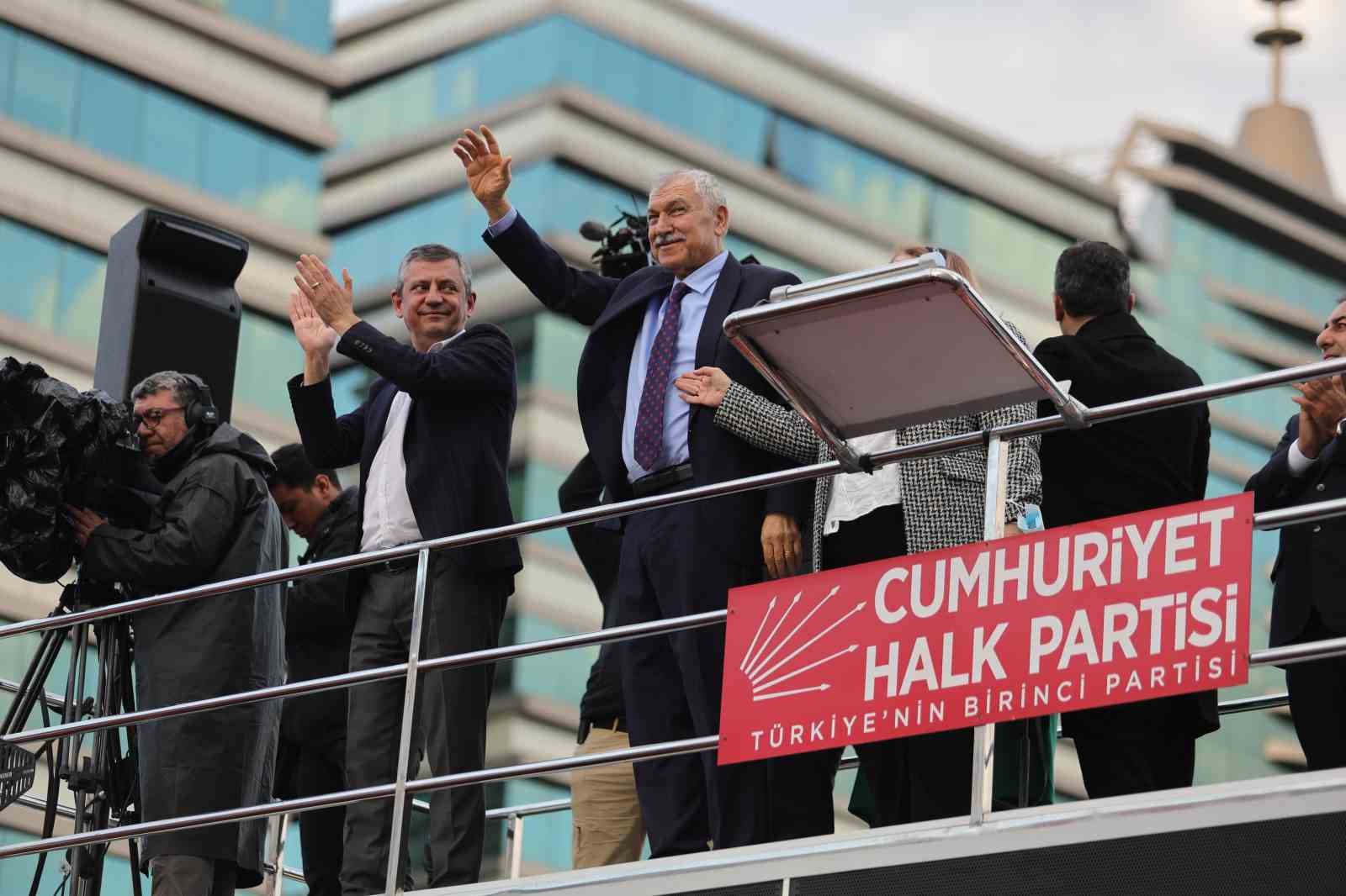 CHP Genel Başkanı Özel: "Tutuksuz ve adil bir yargılama sürecinin yaşanmasını bekliyoruz" 5 chp genel baskani ozel tutuksuz ve adil bir yargilama surecinin yasanmasini bekliyoruz 1 J8BsQv4f