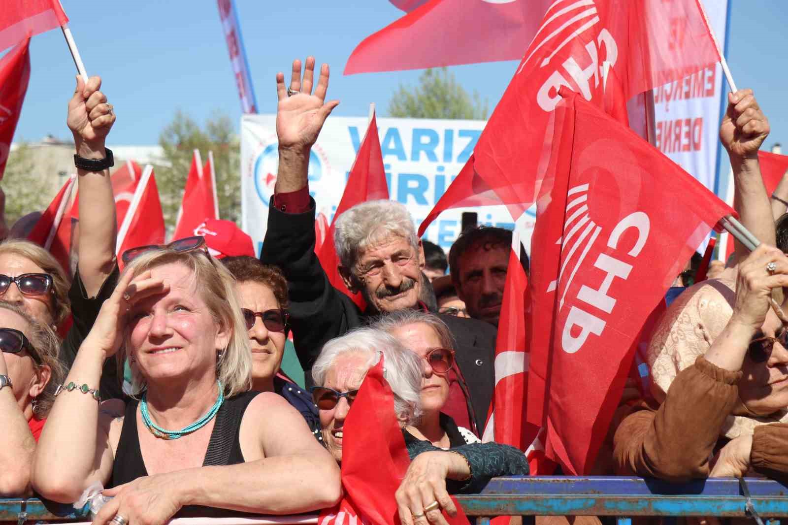 CHP Genel Başkanı Özel: "Ülkeyi düze çıkartmak için üstümüze ne düşerse yaparız, kendimizden eminiz" 9 chp genel baskani ozel ulkeyi duze cikartmak icin ustumuze ne duserse yapariz kendimizden eminiz PM1uSZlB