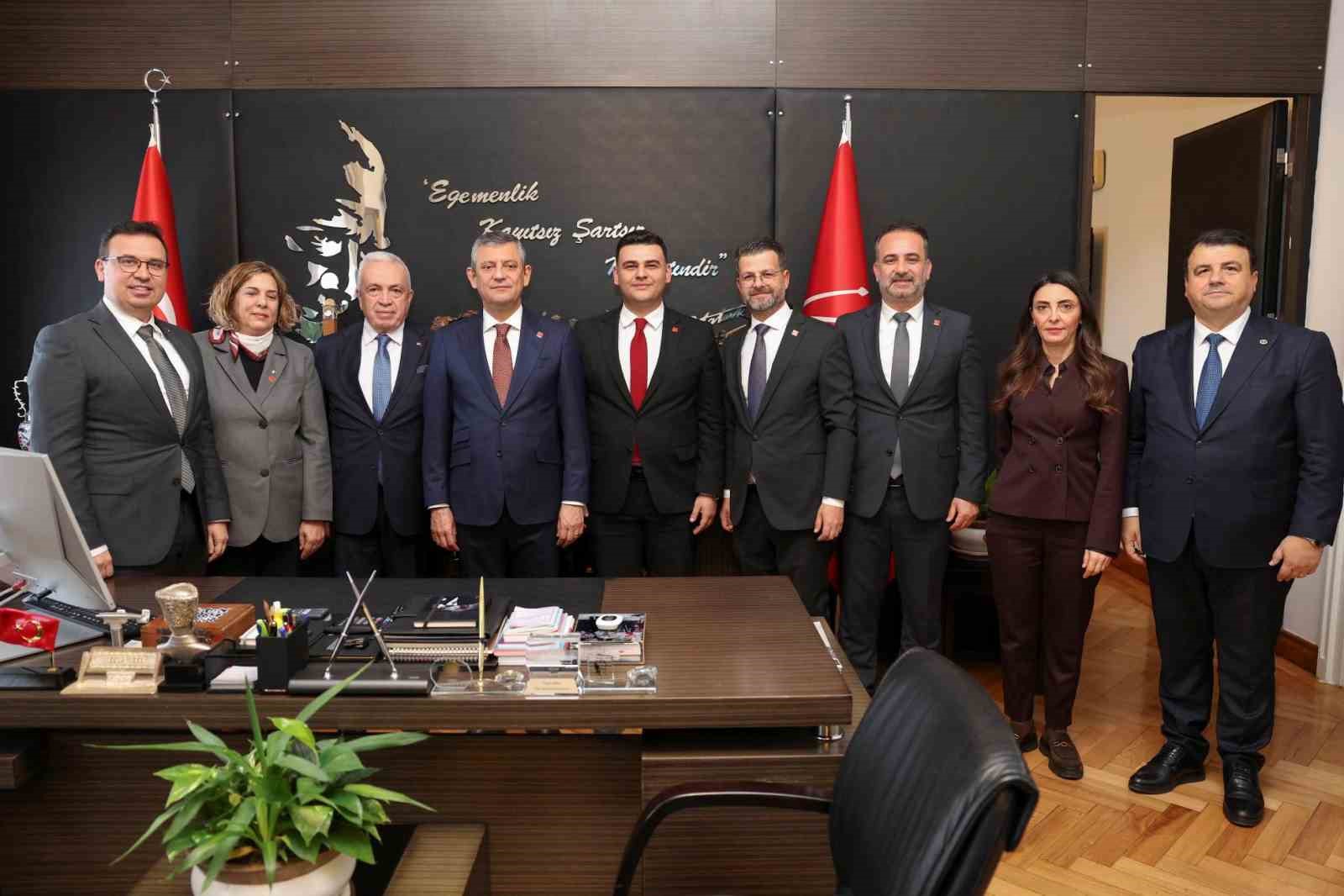 chp genel baskani ozelden nilufer ve bursa teskilatina mesaj 3 5GkjMD5P