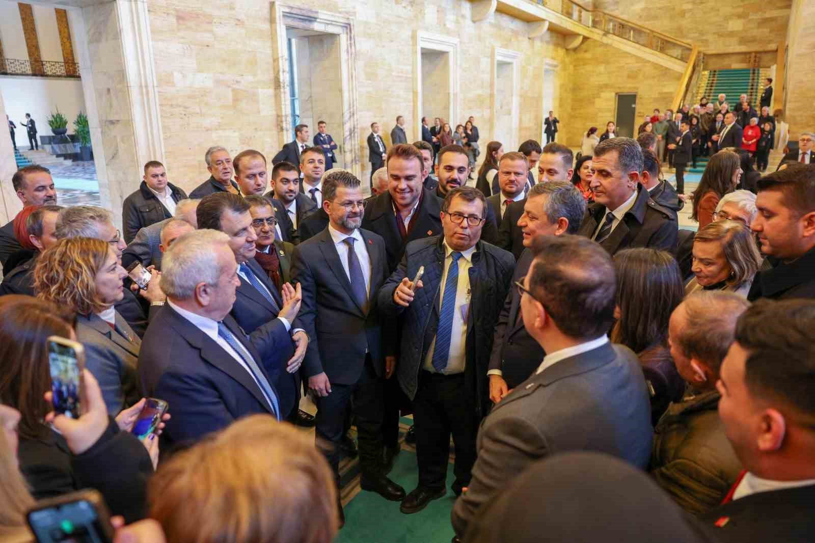 chp genel baskani ozelden nilufer ve bursa teskilatina mesaj 4 njQjrYTi