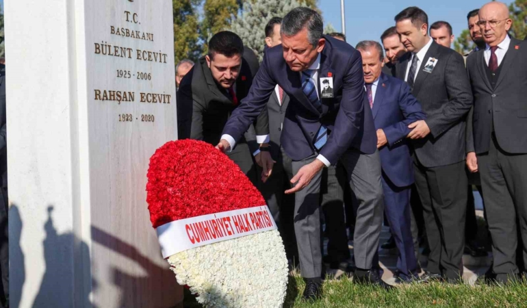 chp-genel-baskani-ozelden-selahattin-demirtas-aciklamasi-baharin-gelmesi-icin-once-bir-cicegin-acmasi-mnCNmgRO.jpg