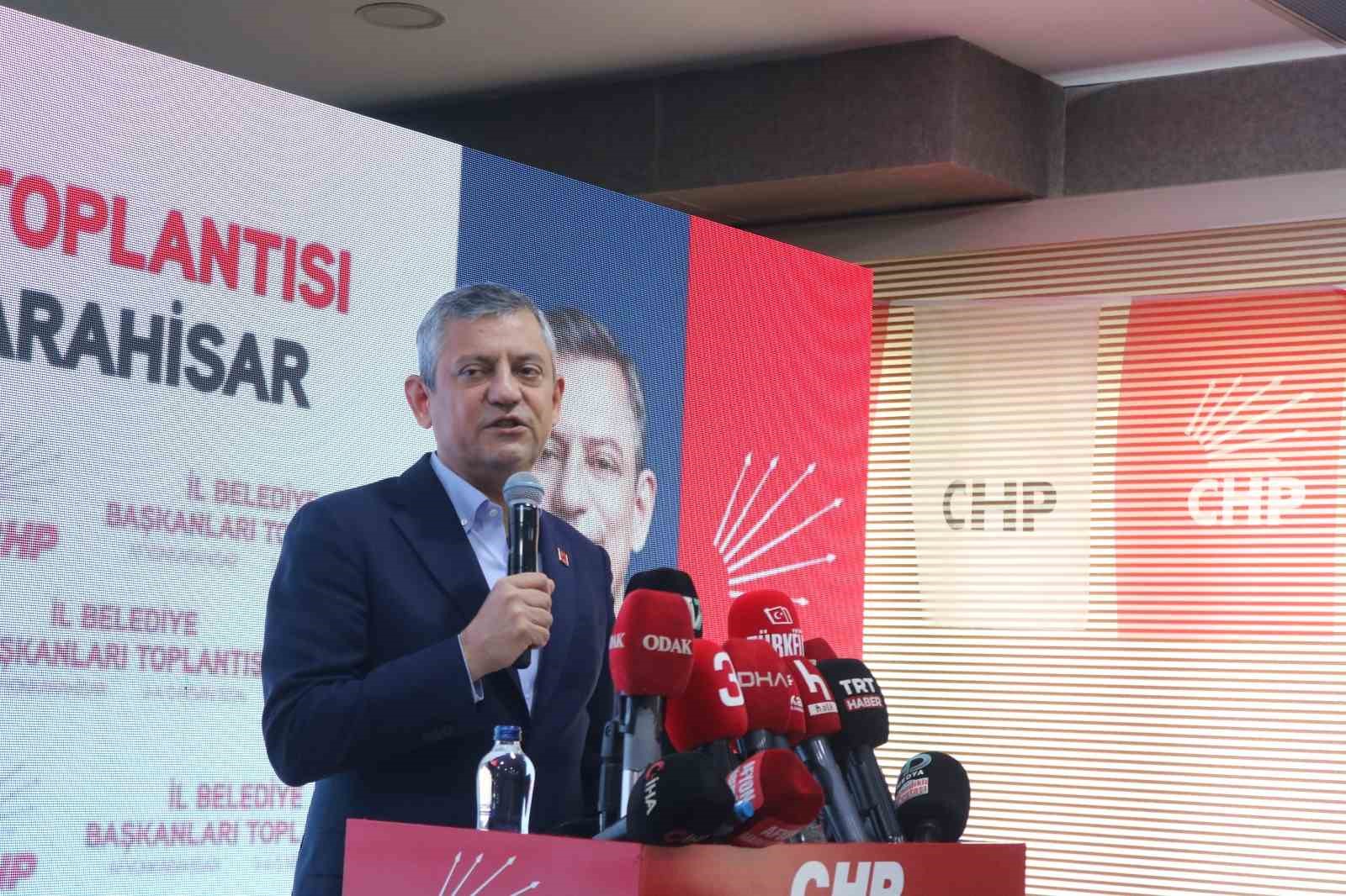 chp genel baskani ozgur ozel ozkan yalimin cekilen goruntuleri uzerinden iktidara yuklendi 0 HZzIXhaE