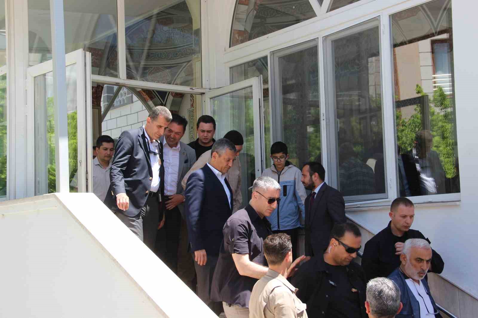 chp genel baskani ozgur ozel soma maden faciasinin 12nci yili anma programina katildi 1 iYEKKbkt