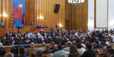 chp-grup-baskani-ozel-ak-partinin-kara-duzeninin-kotu-planina-kim-alet-olup-yol-jxDLNCkx.jpg