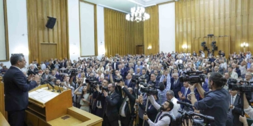 chp-grup-baskani-ozel-nato-zirvesi-olacak-diye-meclisi-kamu-kurumlarini-sokaklari-kapatan-olaganustu-LMGV8mMW.jpg
