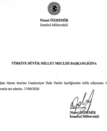 chp-istanbul-milletvekili-nimet-ozdemir-partisinden-istifa-etti-pzBqsnYU.jpg