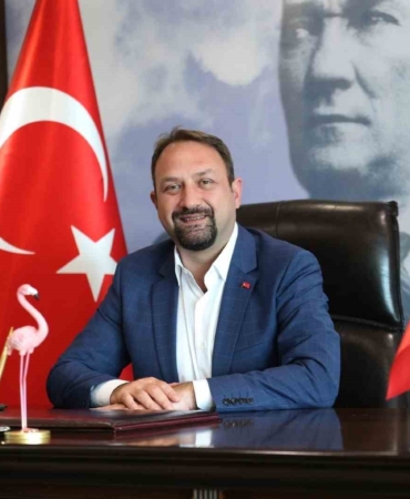 chp-izmir-il-baskani-utku-gumrukcu-oldu-z6CaPwwb.jpg