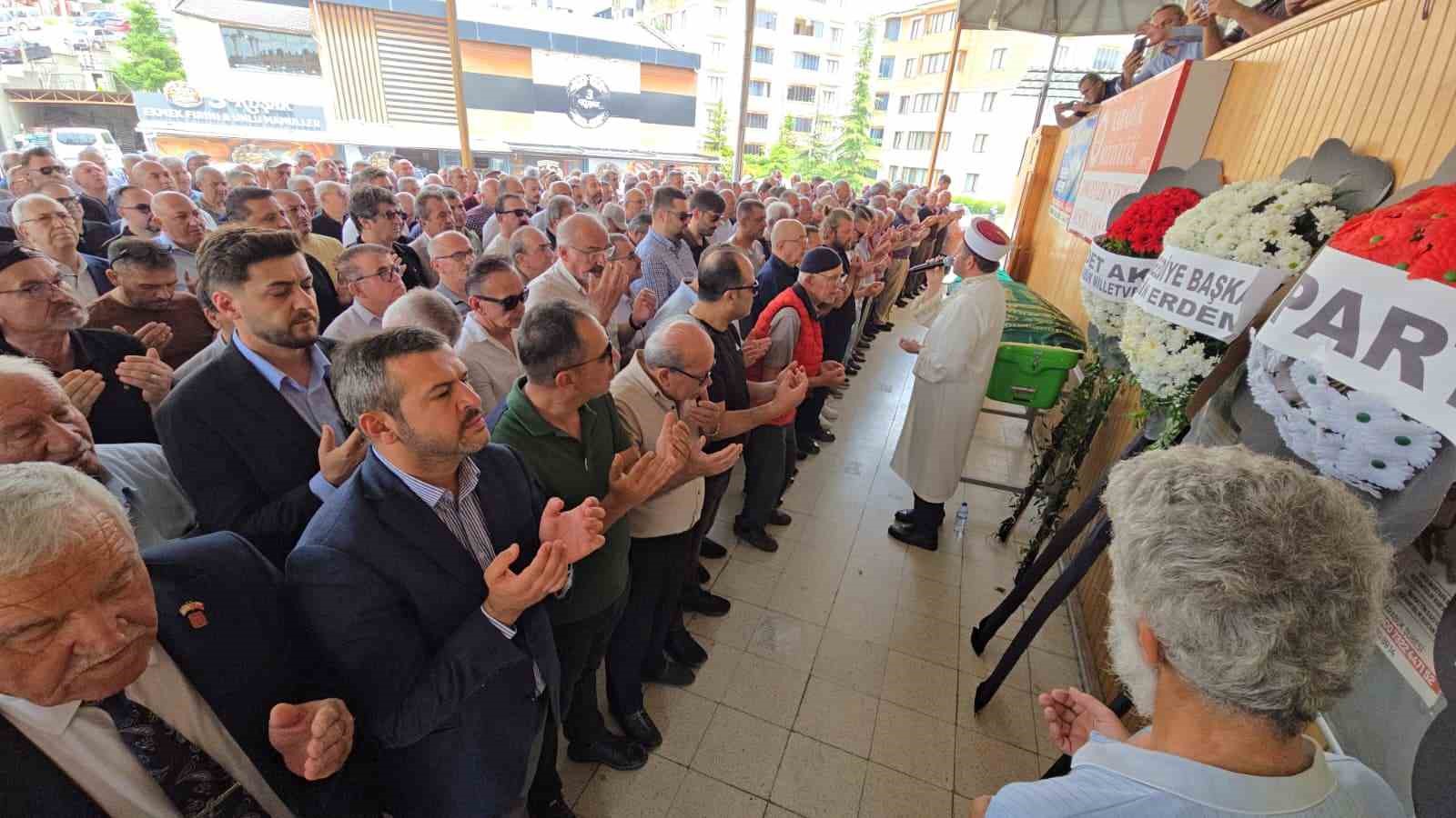 chp karabuk il baskan yardimcisi mustafa erten son yolculuguna ugurlandi 1 G4TUD7gI